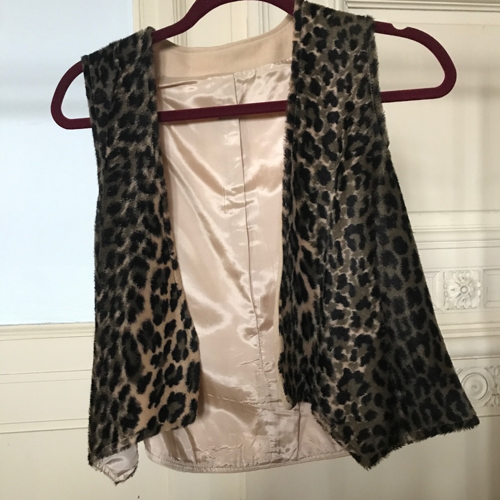 Vintage leopard vest